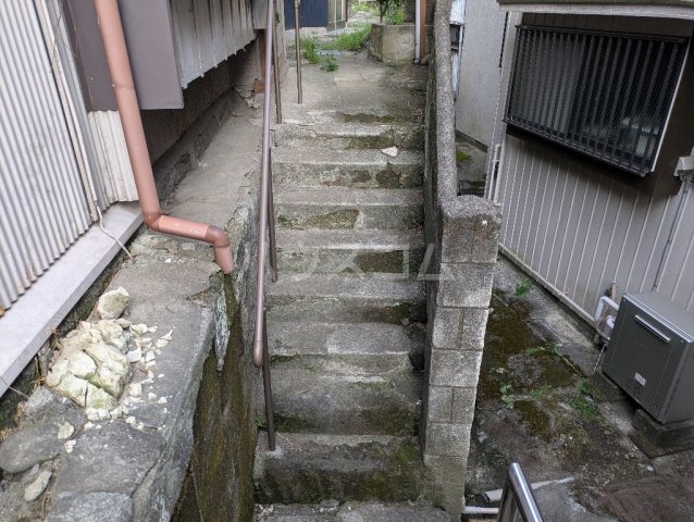 29/30 エントランス