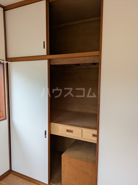 13/30 収納