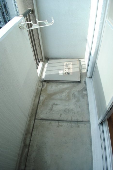 15/22 バルコニー