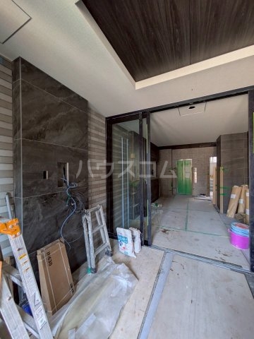 17/27 エントランス