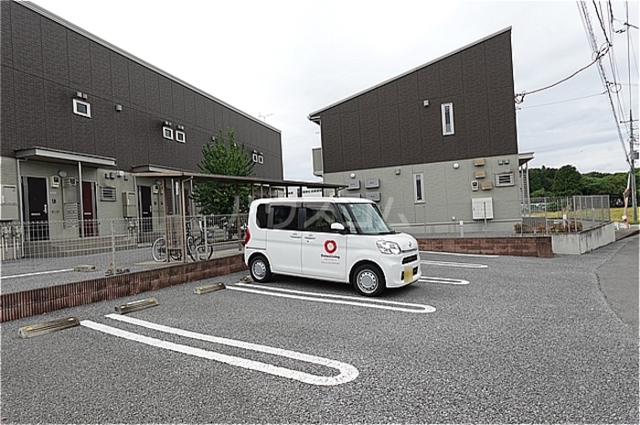 23/24 駐車場