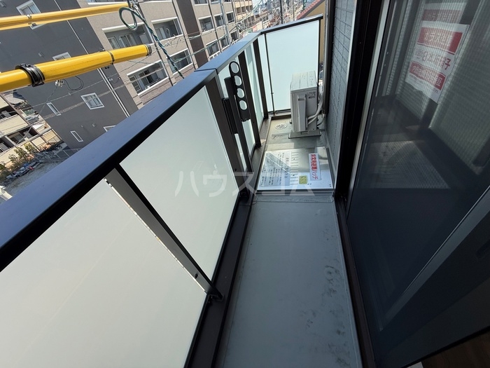 17/27 バルコニー