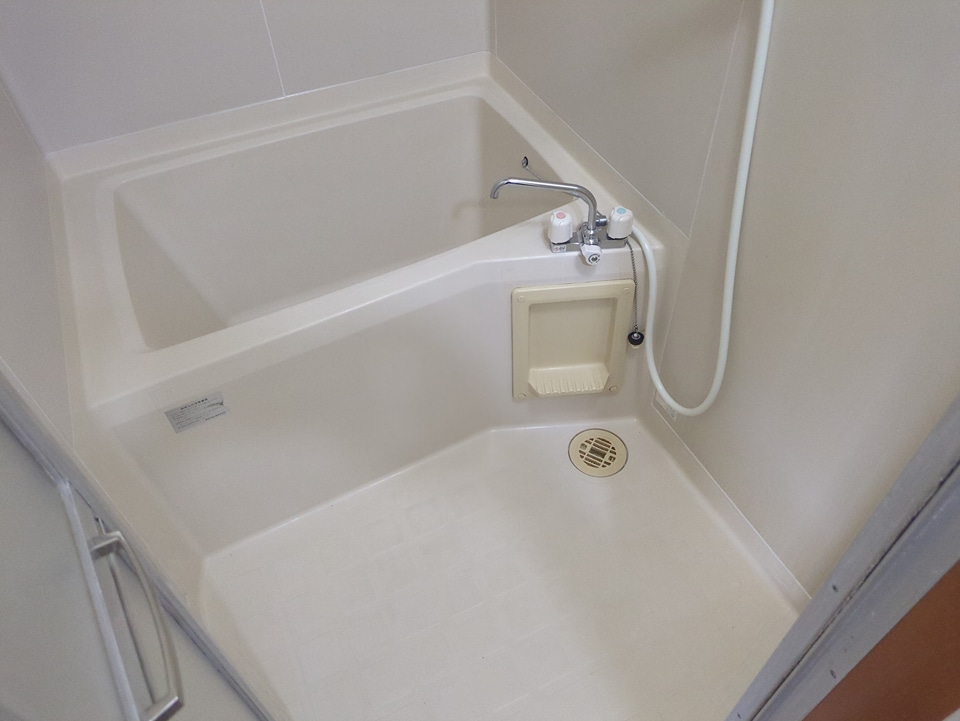13/24 浴室