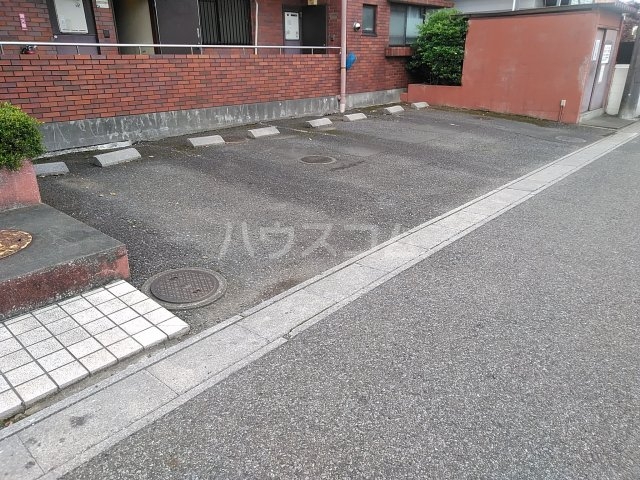 3/4 駐車場