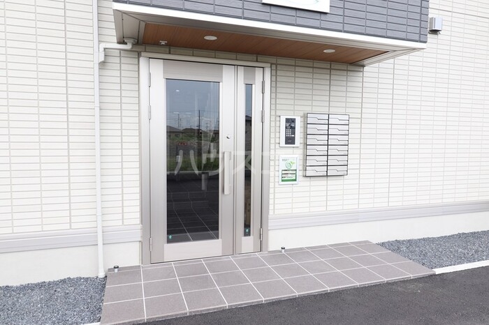 20/22 エントランス