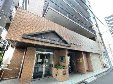 17/18 エントランス