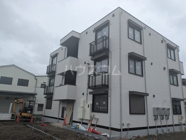 2/3 エントランス