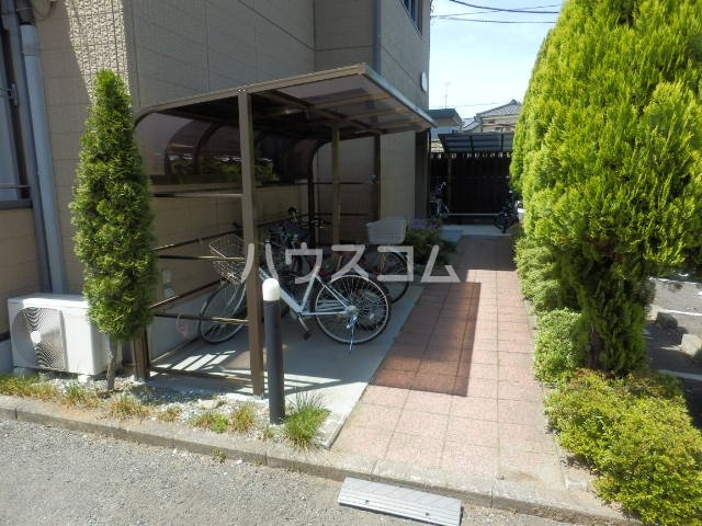 21/30 エントランス