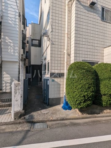 19/29 エントランス