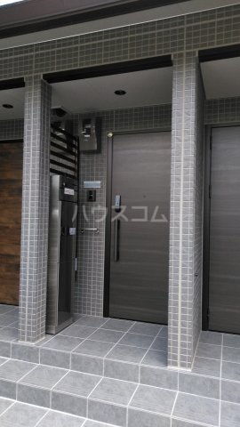 20/29 エントランス