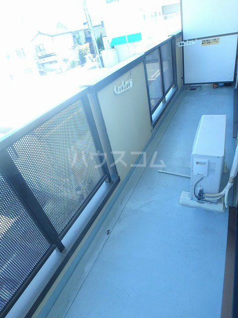 20/30 バルコニー