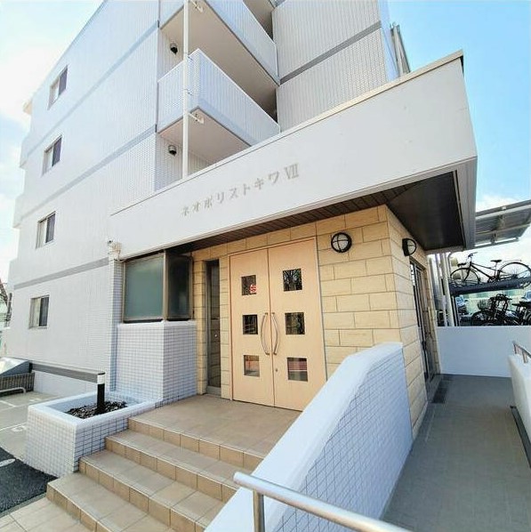 14/22 エントランス