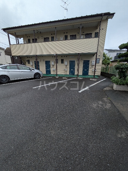 2/4 駐車場
