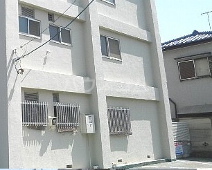 17/27 エントランス