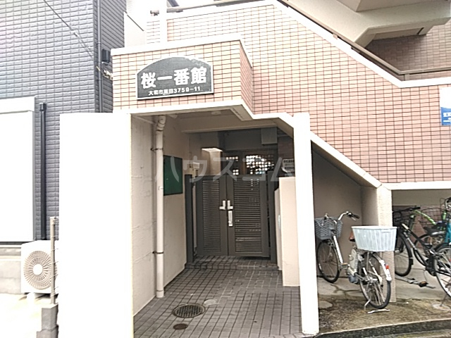 29/30 エントランス