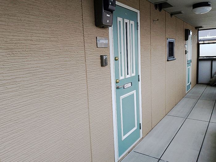 17/23 エントランス