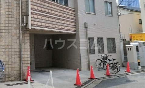 21/28 駐車場