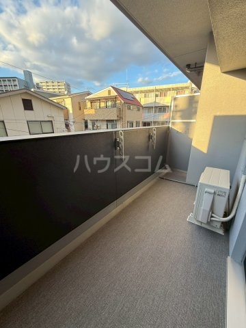 16/23 バルコニー