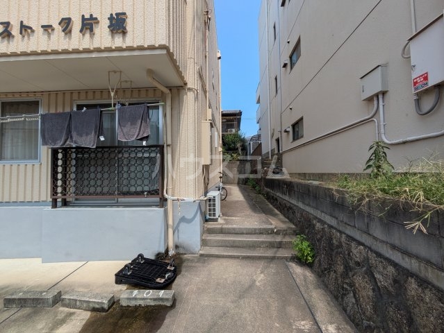 17/20 エントランス