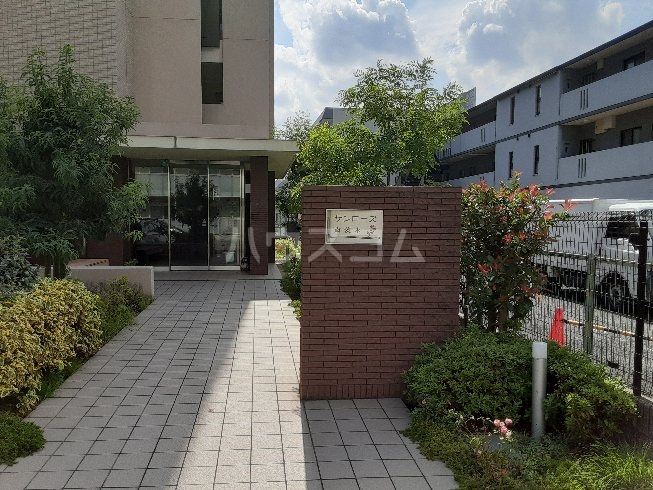 29/30 エントランス