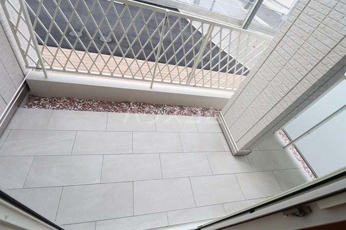 13/30 バルコニー