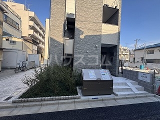 15/25 エントランス