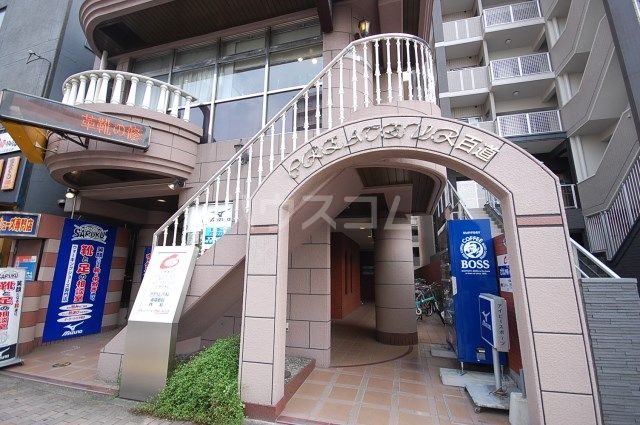 14/21 エントランス