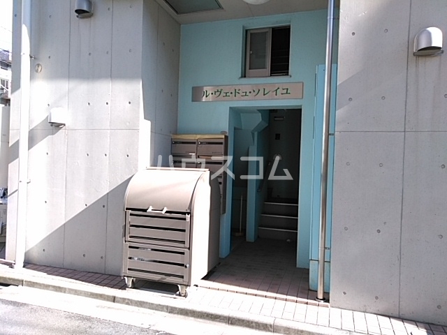 29/30 エントランス