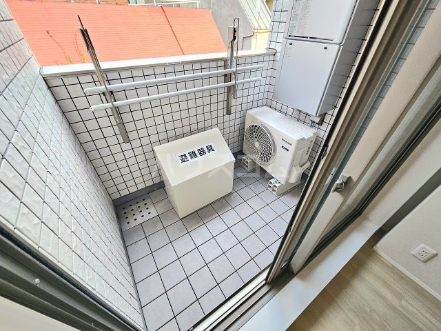 15/28 バルコニー