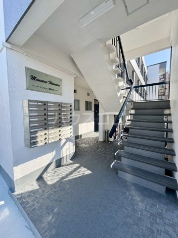 17/26 エントランス