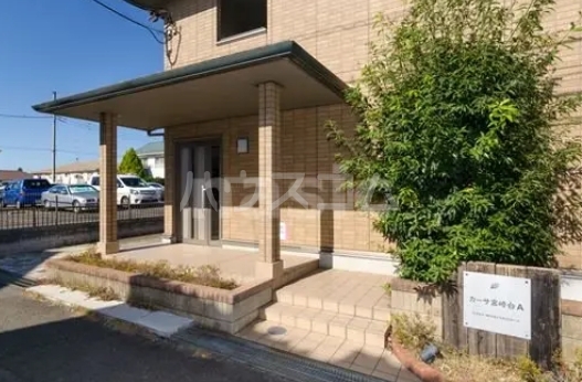 3/4 エントランス