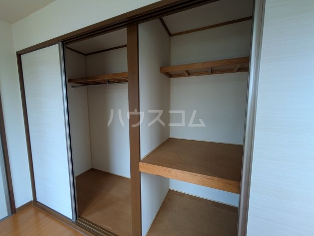 13/30 収納