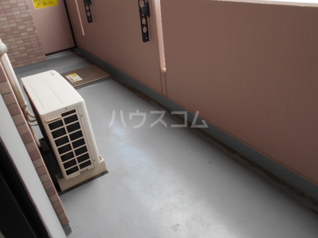 23/30 バルコニー