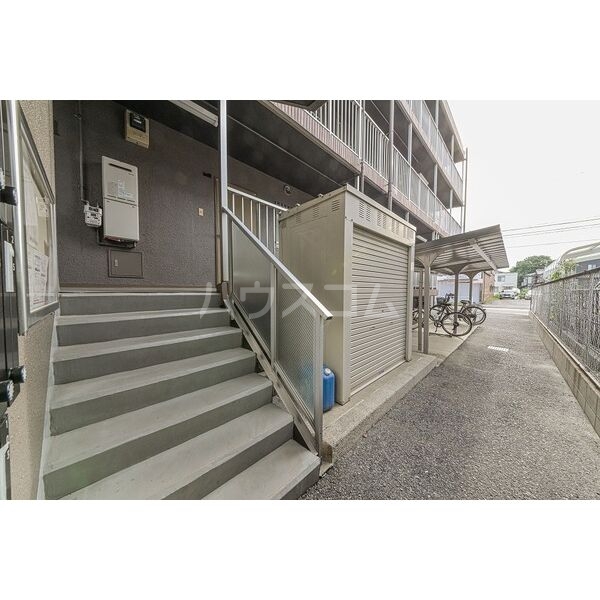 4/10 エントランス