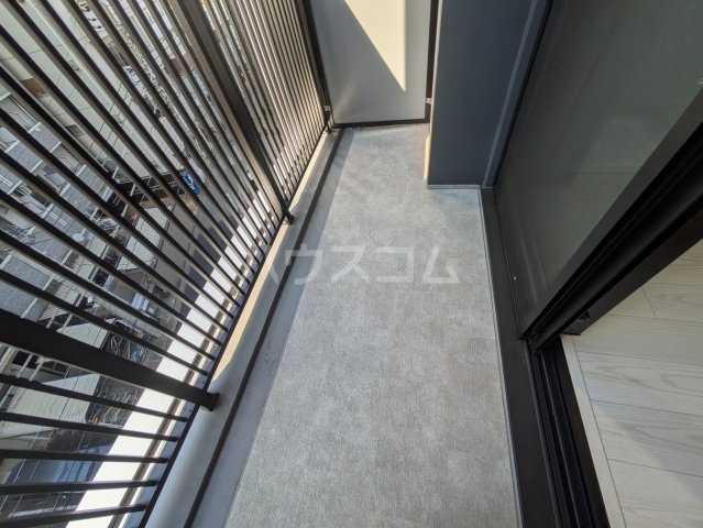 21/30 バルコニー