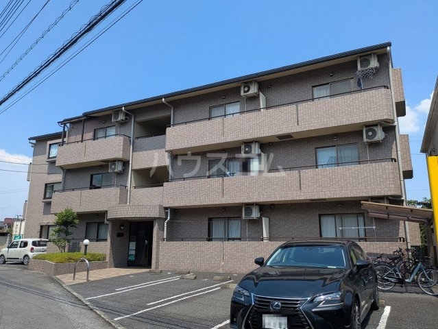 ロッキー毛呂山の外観