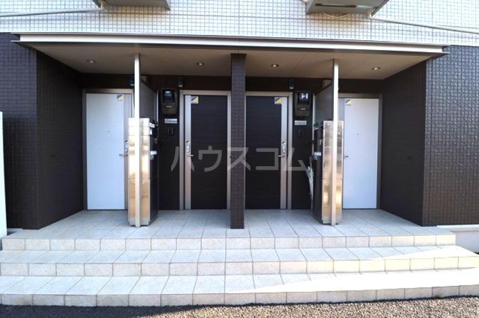 14/16 エントランス