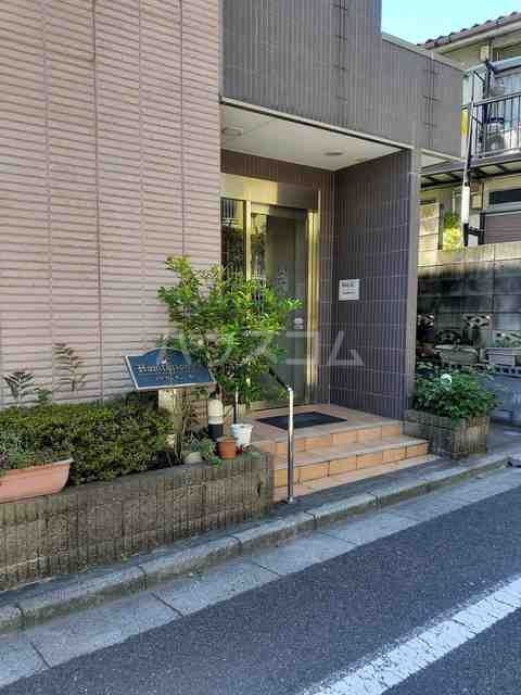 15/21 エントランス