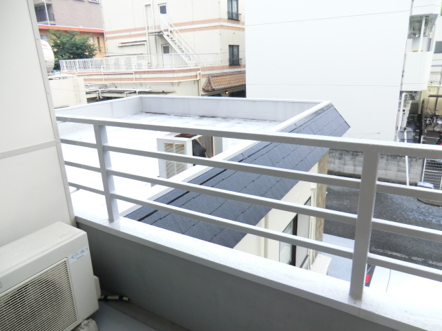13/25 バルコニー
