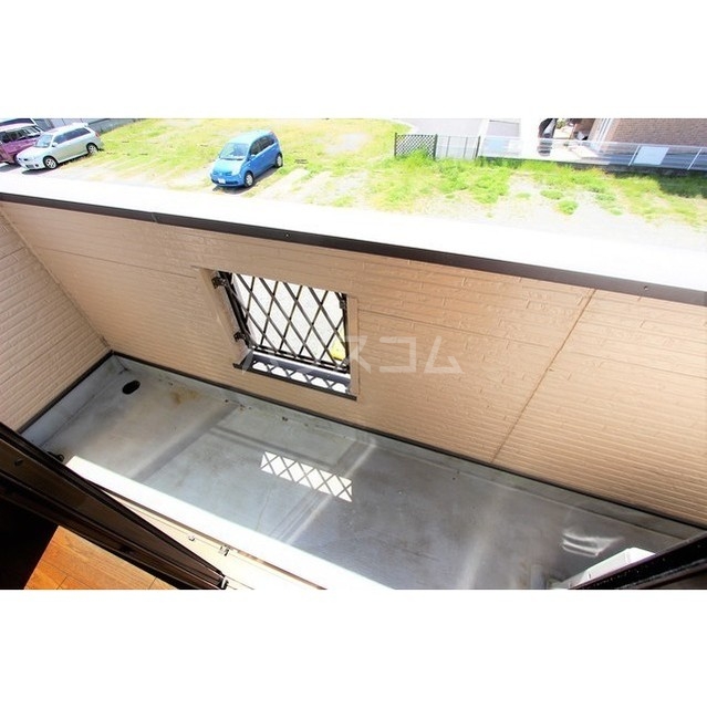 13/25 バルコニー