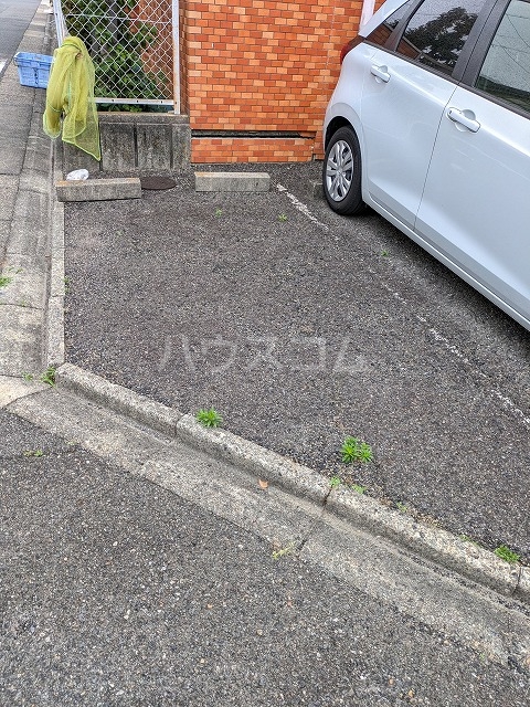 26/29 駐車場