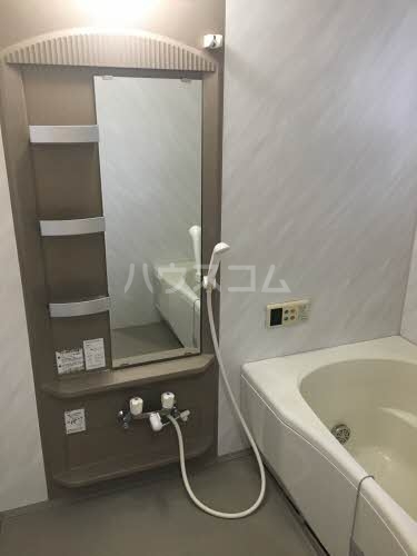 8/16 浴室