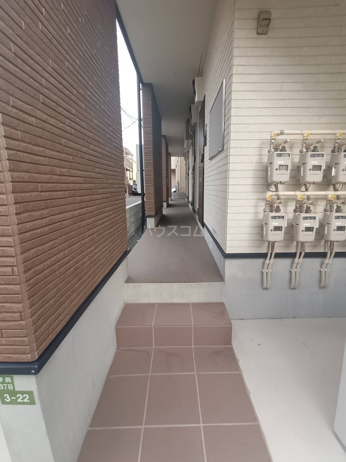 3/8 エントランス