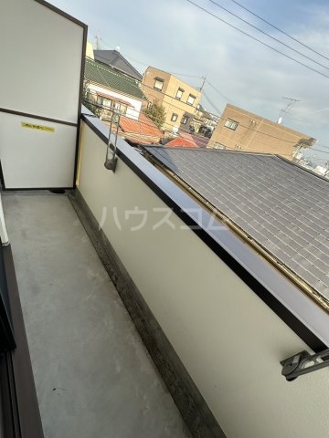 23/28 バルコニー