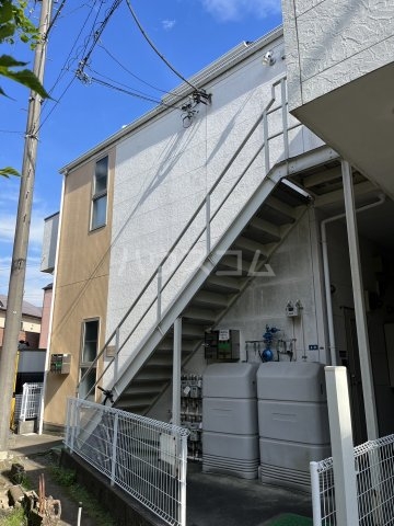 エスポワールマツダの外観