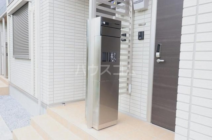 16/18 エントランス