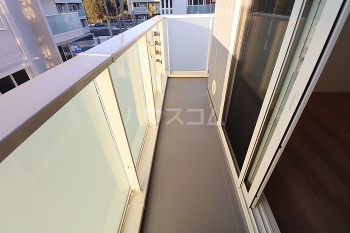 13/21 バルコニー