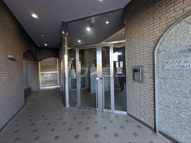 3/4 エントランス