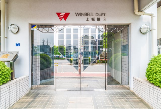 建物エントランス