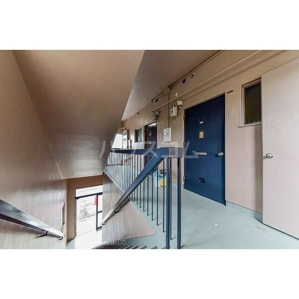 15/17 エントランス